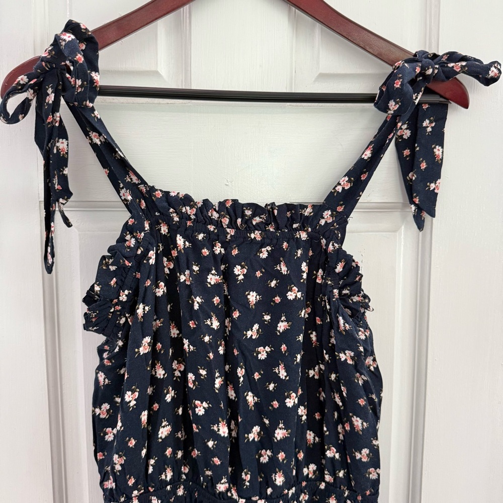 Floral Tie-Strap Jumpsuit with Pockets. Size L - Picture 2 of 6